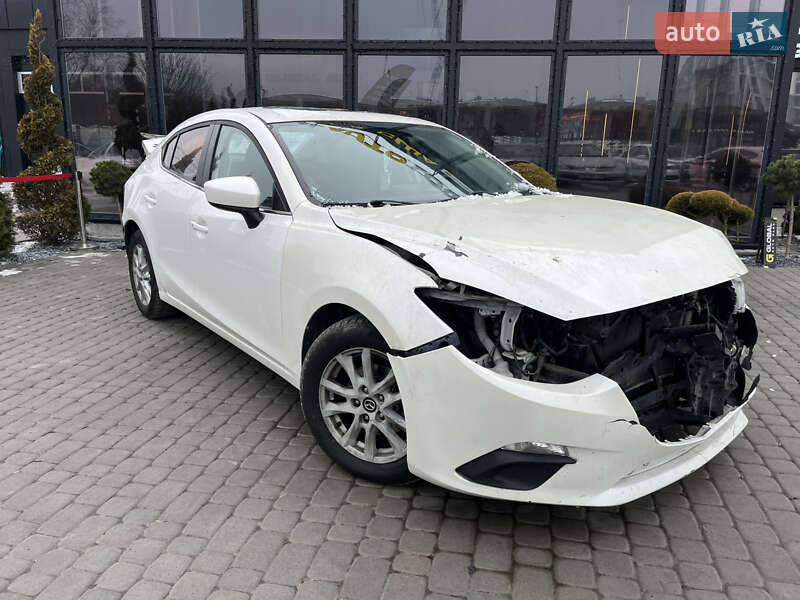 Седан Mazda 3 2013 в Львові