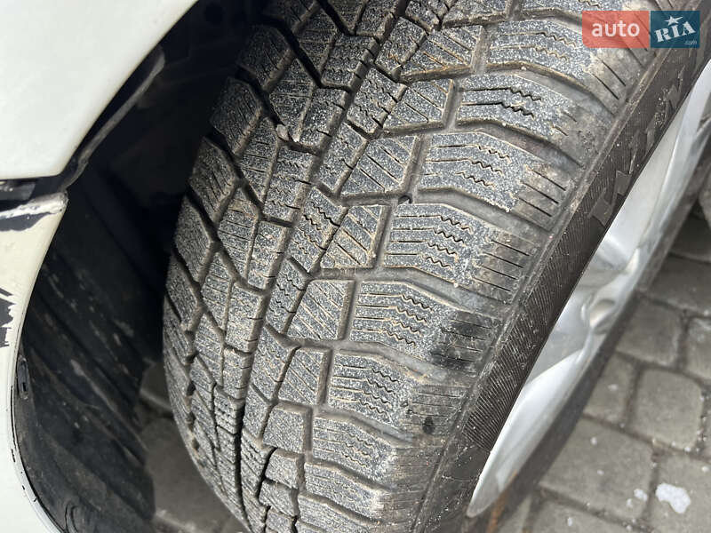 Седан Mazda 3 2013 в Львові