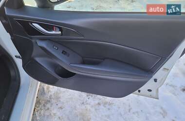 Седан Mazda 3 2015 в Києві