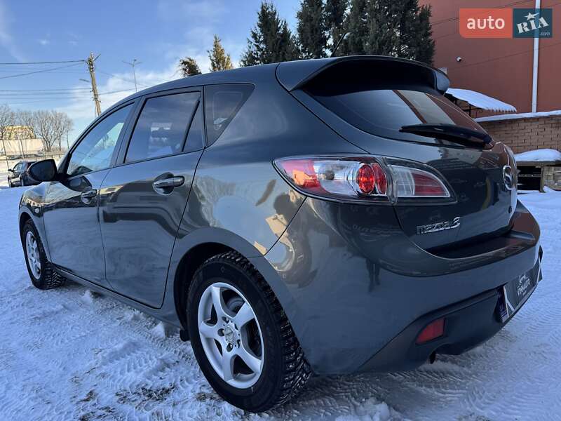Хэтчбек Mazda 3 2009 в Виннице