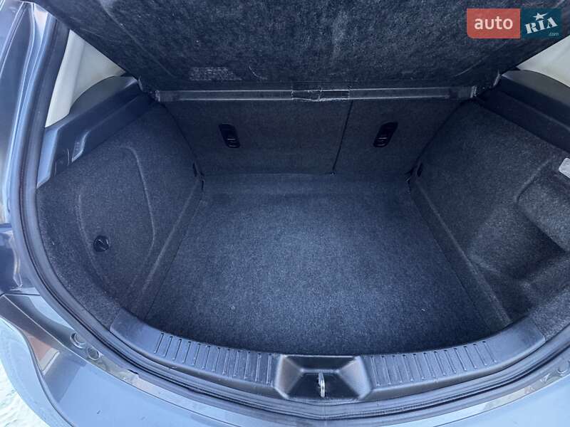 Хэтчбек Mazda 3 2009 в Виннице