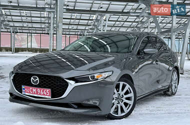 Седан Mazda 3 2023 в Львові