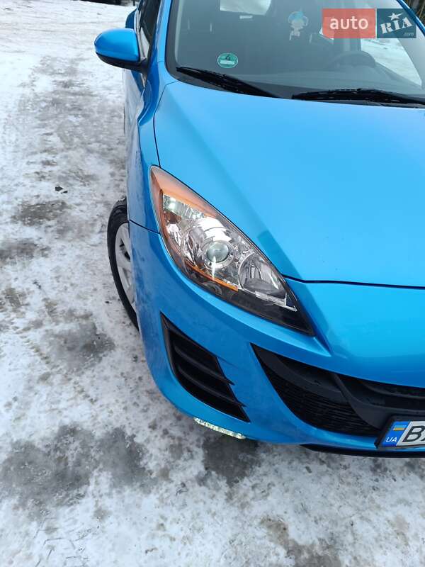 Хетчбек Mazda 3 2009 в Теофіполі