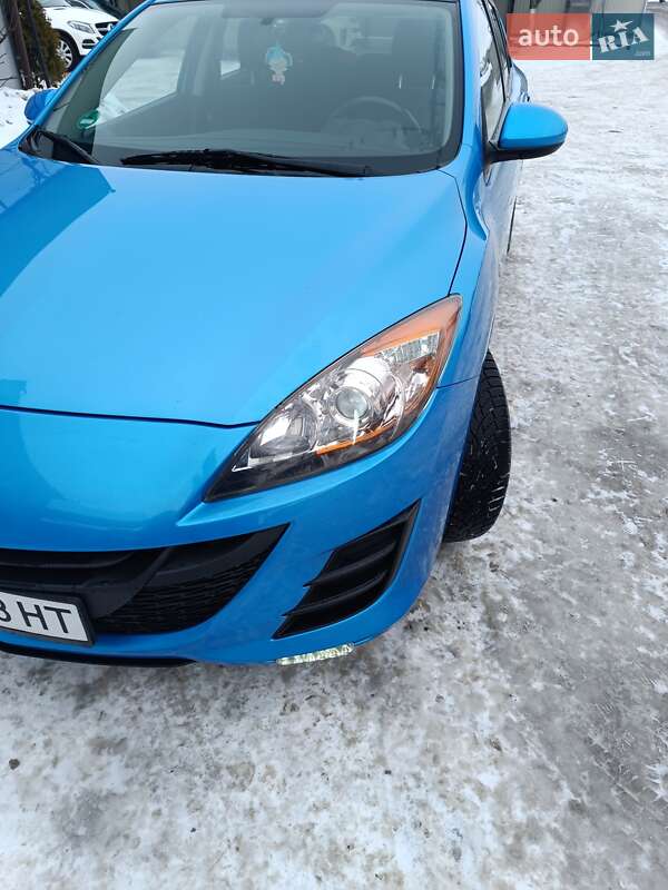 Хетчбек Mazda 3 2009 в Теофіполі