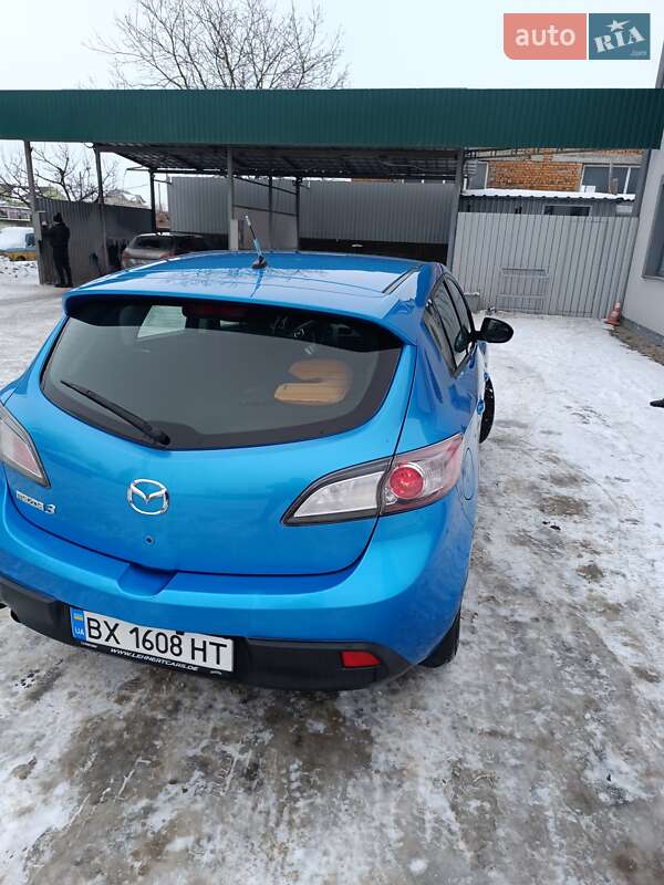 Хетчбек Mazda 3 2009 в Теофіполі