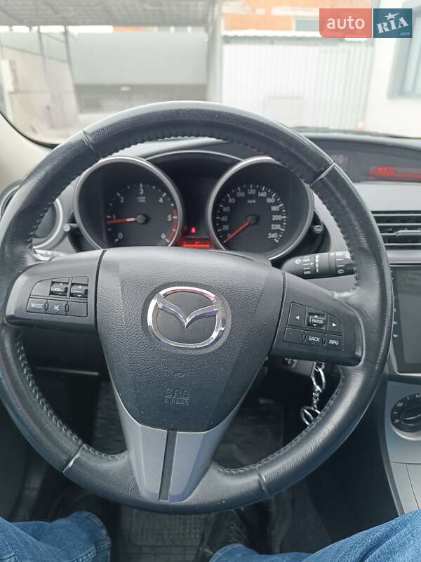 Хетчбек Mazda 3 2009 в Теофіполі