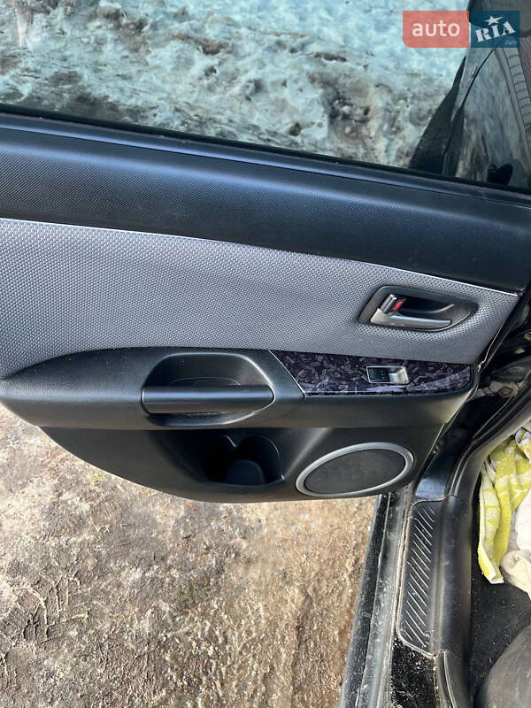 Седан Mazda 3 2008 в Миргороде