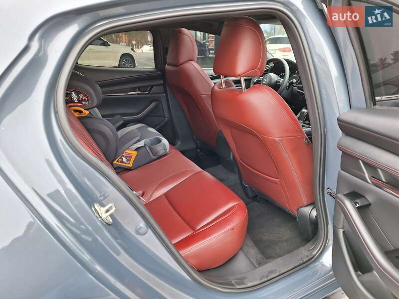Хэтчбек Mazda 3 2023 в Киеве фото 10 Хэтчбек Mazda 3 2023 в Киеве