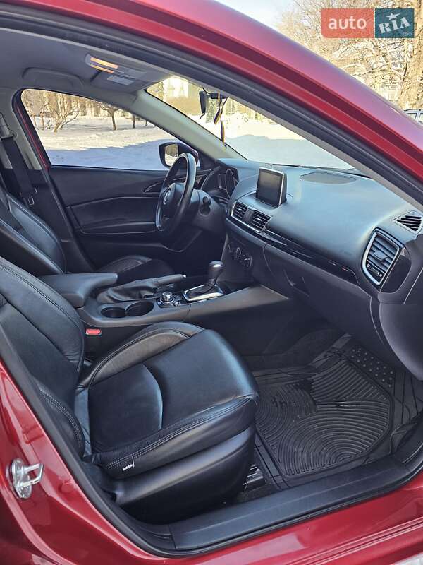 Седан Mazda 3 2016 в Киеве фото 2 Седан Mazda 3 2016 в Киеве