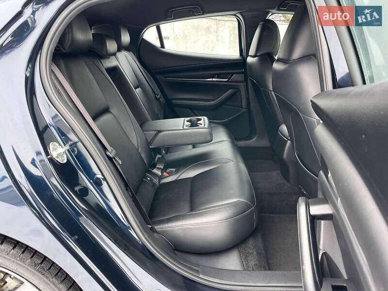 Хетчбек Mazda 3 2022 в Києві фото 14 Хетчбек Mazda 3 2022 в Києві