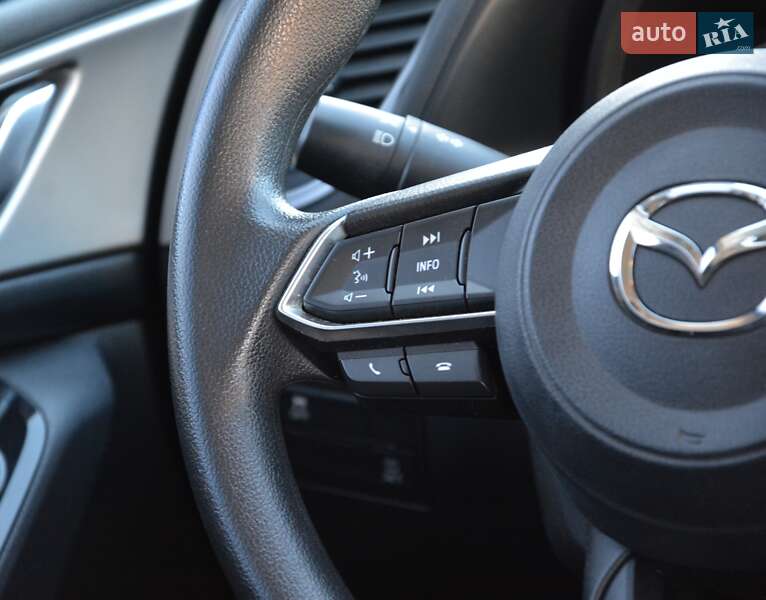 Седан Mazda 3 2017 в Києві фото 18 Седан Mazda 3 2017 в Києві