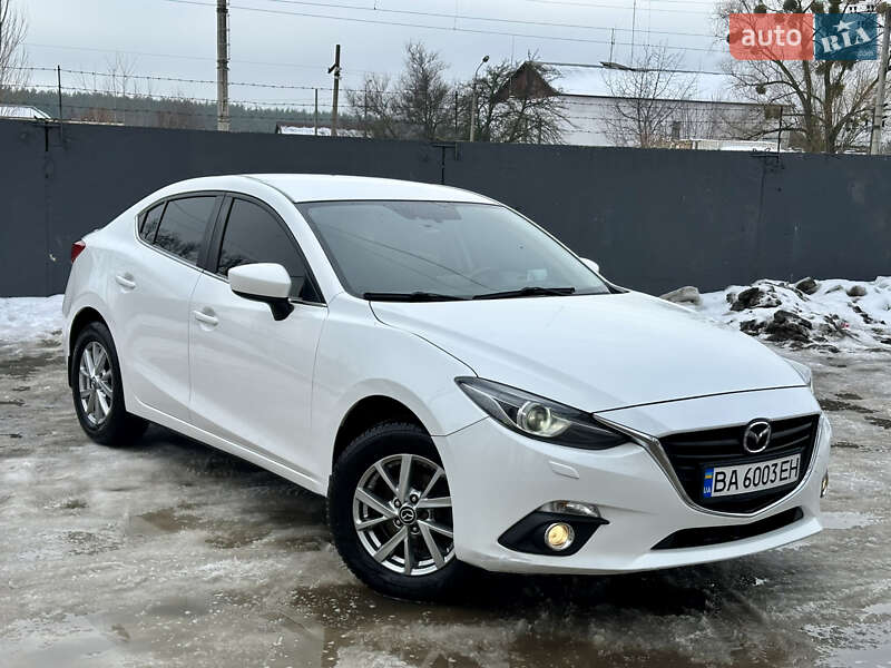 Седан Mazda 3 2015 в Киеве фото 3 Седан Mazda 3 2015 в Киеве