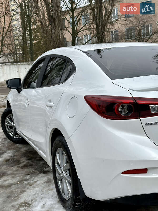 Седан Mazda 3 2015 в Киеве фото 17 Седан Mazda 3 2015 в Киеве
