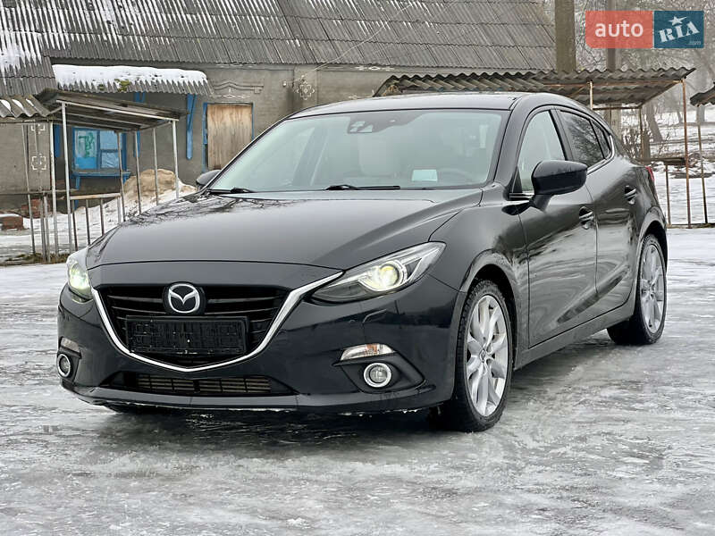 Хетчбек Mazda 3 2015 в Валках