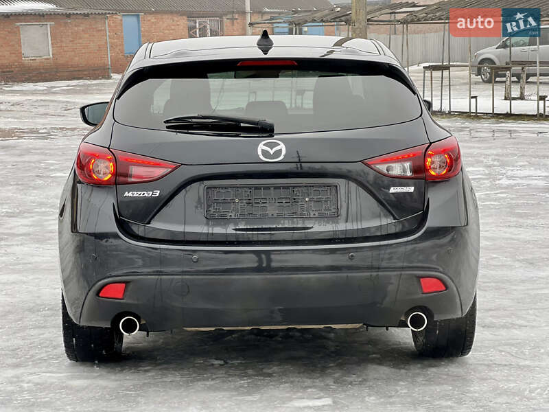 Хетчбек Mazda 3 2015 в Валках