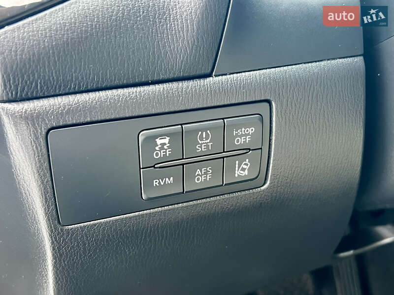 Хетчбек Mazda 3 2015 в Валках