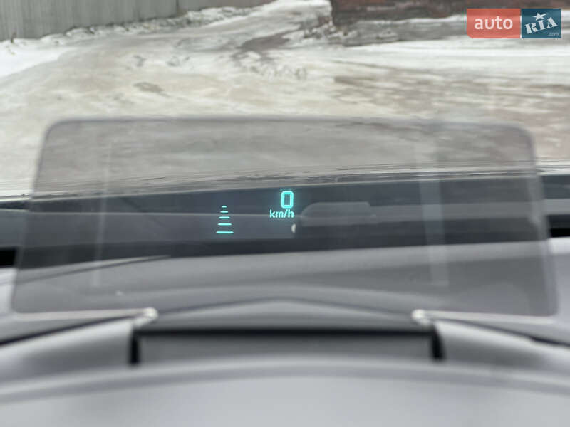 Хетчбек Mazda 3 2015 в Валках