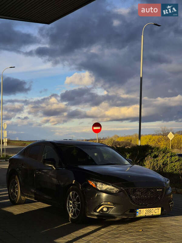 Седан Mazda 3 2015 в Миргороді