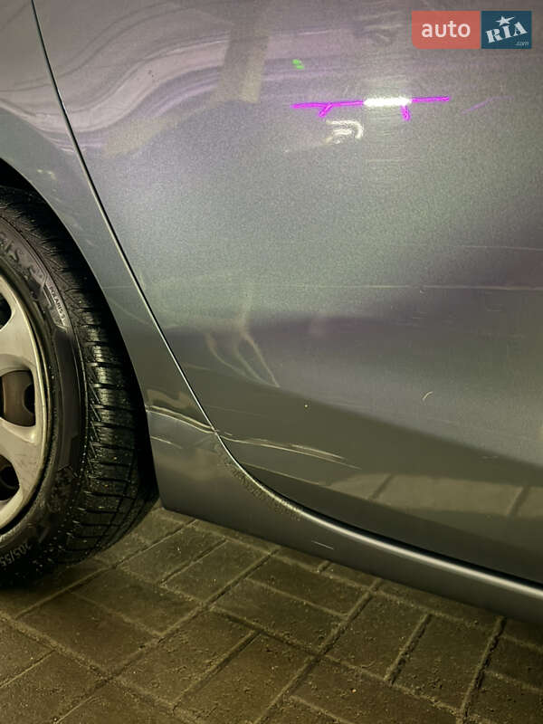 Седан Mazda 3 2011 в Киеве