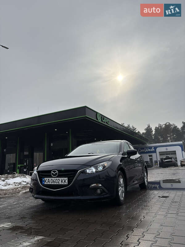 Седан Mazda 3 2016 в Киеве фото 2 Седан Mazda 3 2016 в Киеве