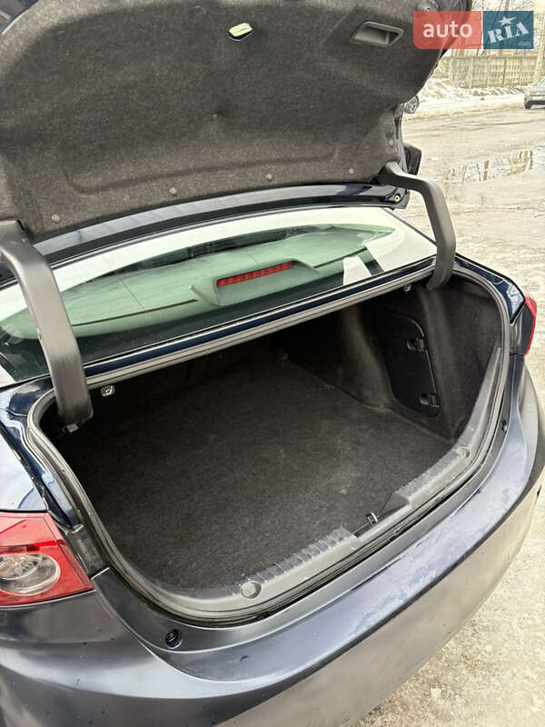 Седан Mazda 3 2016 в Киеве фото 9 Седан Mazda 3 2016 в Киеве