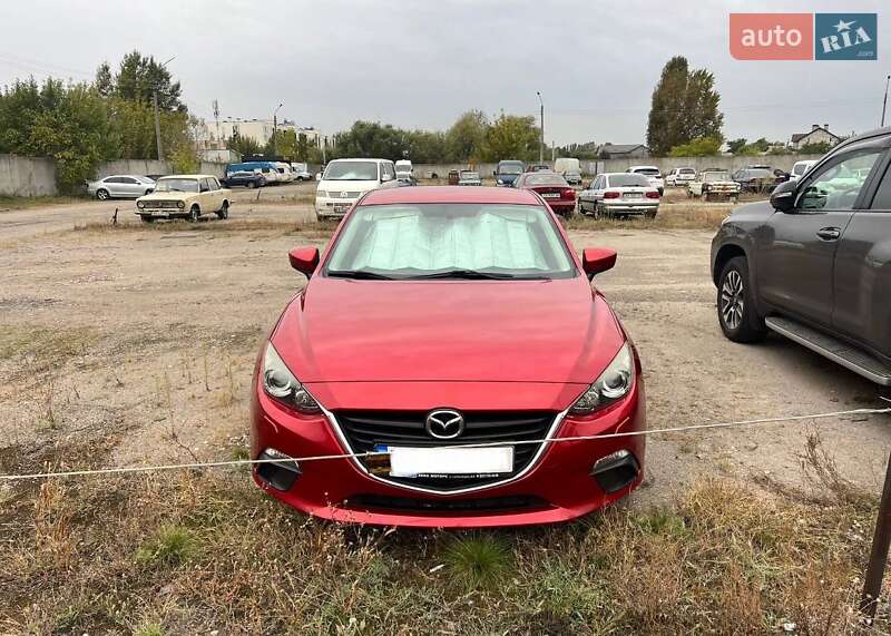 Седан Mazda 3 2014 в Киеве