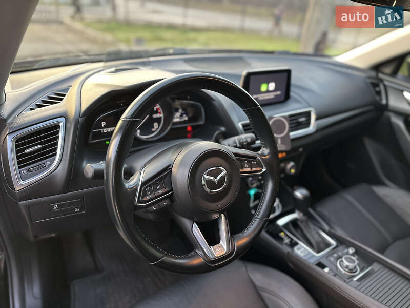 Хэтчбек Mazda 3 2017 в Киеве фото 13 Хэтчбек Mazda 3 2017 в Киеве