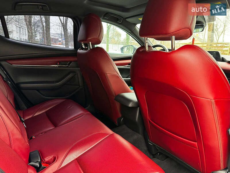 Хетчбек Mazda 3 2021 в Києві