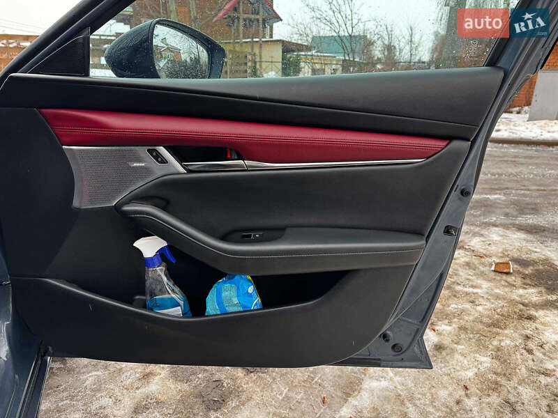 Хетчбек Mazda 3 2021 в Києві