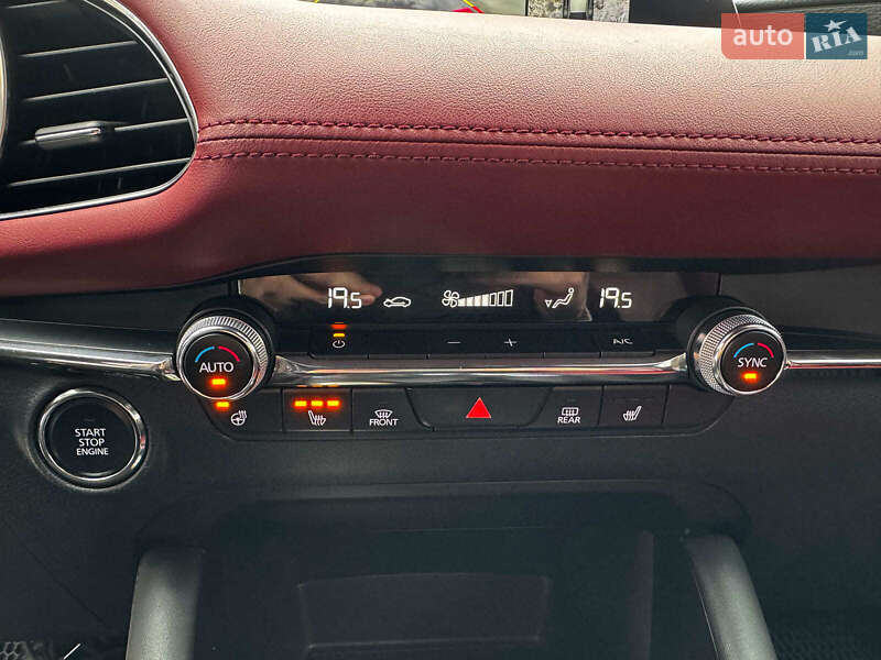 Хетчбек Mazda 3 2021 в Києві