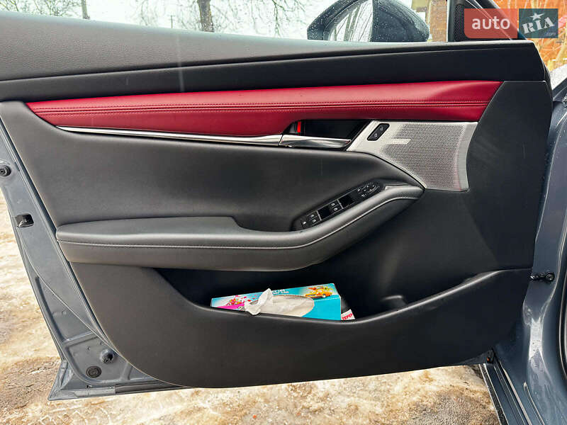 Хетчбек Mazda 3 2021 в Києві