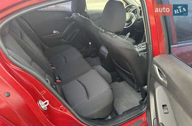 Седан Mazda 3 2014 в Киеве