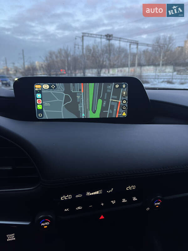 Седан Mazda 3 2025 в Киеве фото 12 Седан Mazda 3 2025 в Киеве