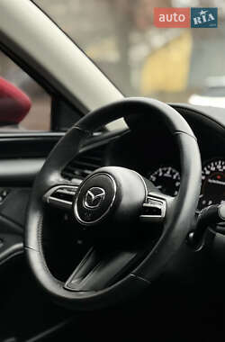 Седан Mazda 3 2022 в Николаеве