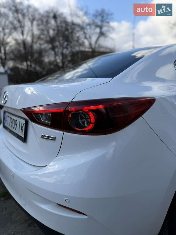 Седан Mazda 3 2014 в Ужгороде фото 10 Седан Mazda 3 2014 в Ужгороде