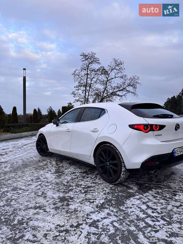 Хетчбек Mazda 3 2022 в Дніпрі
