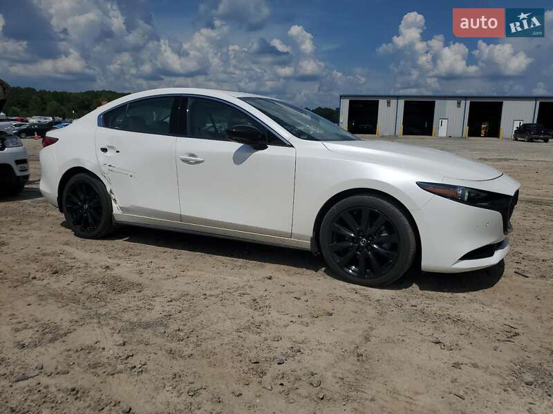 Седан Mazda 3 2024 в Киеве