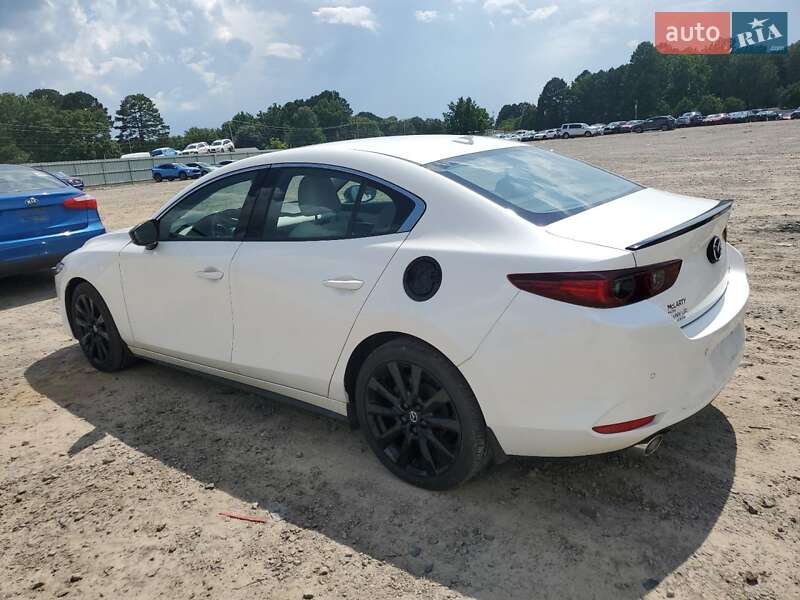 Седан Mazda 3 2024 в Киеве