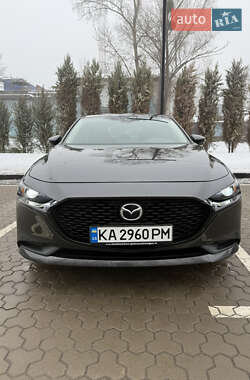 Седан Mazda 3 2021 в Киеве