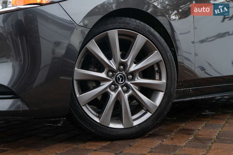 Седан Mazda 3 2020 в Киеве