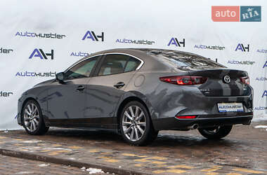 Седан Mazda 3 2020 в Киеве
