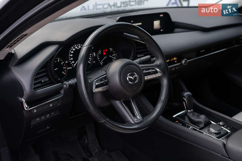 Седан Mazda 3 2020 в Киеве