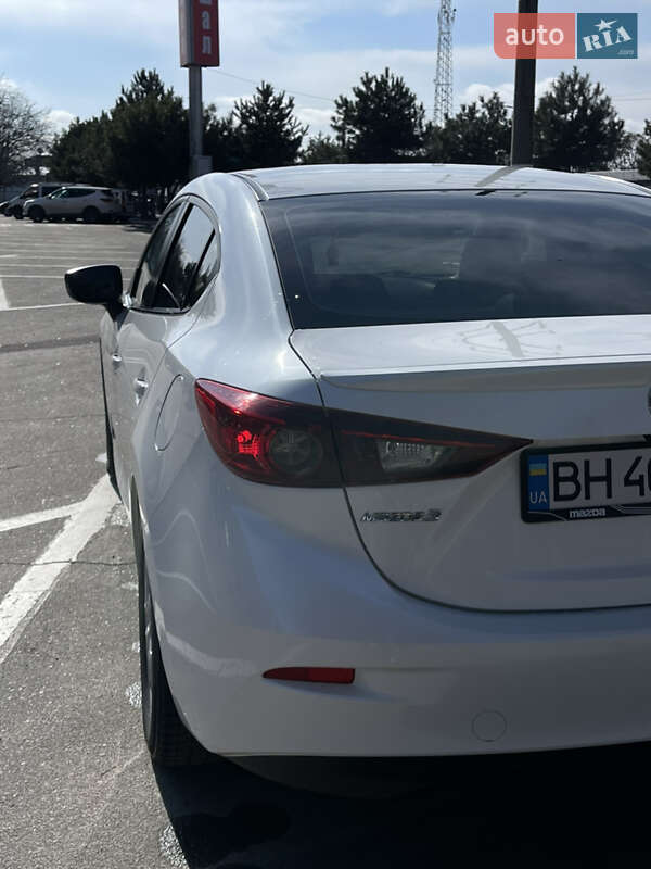 Седан Mazda 3 2014 в Одесі