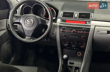Хэтчбек Mazda 3 2005 в Тячеве