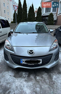 Седан Mazda 3 2013 в Києві