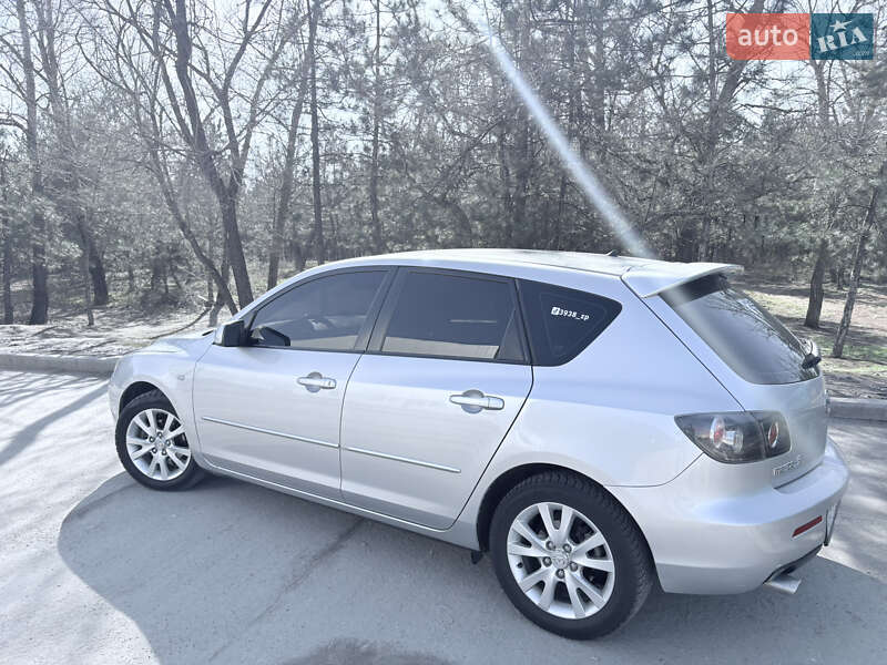 Хэтчбек Mazda 3 2006 в Запорожье