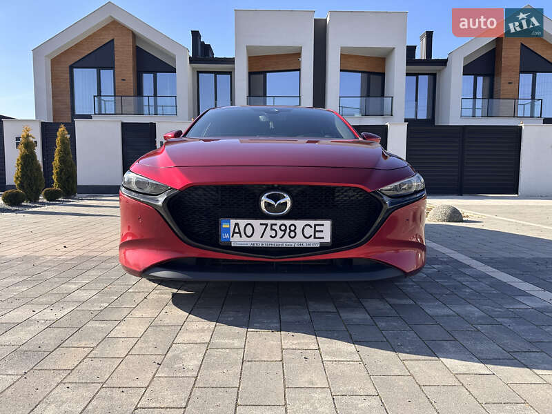 Хэтчбек Mazda 3 2019 в Ужгороде