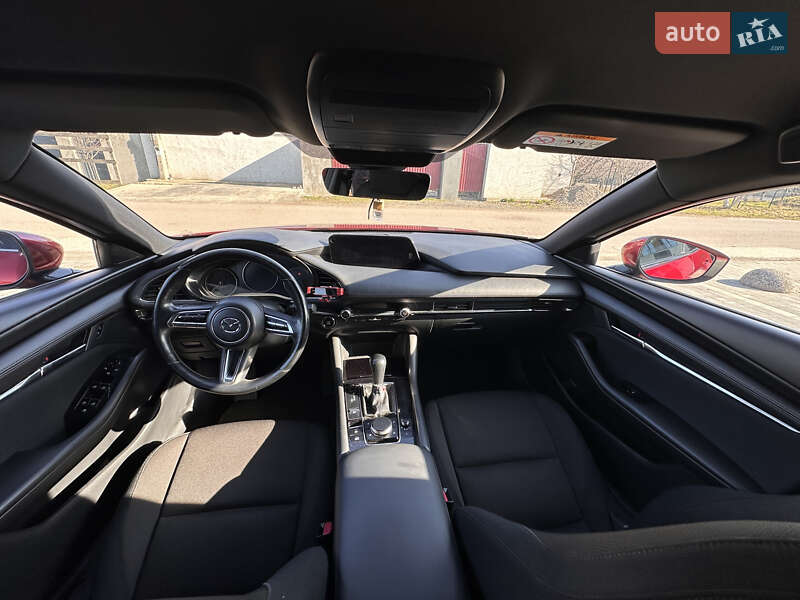 Хэтчбек Mazda 3 2019 в Ужгороде