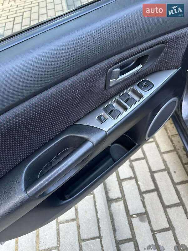 Хетчбек Mazda 3 2006 в Тульчині