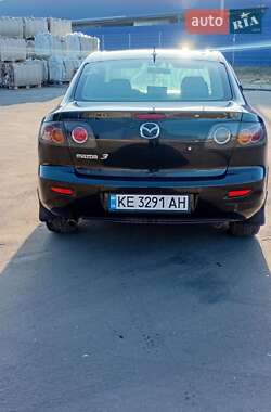 Седан Mazda 3 2006 в Кривом Роге